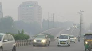 दिल्ली में बढ़ा प्रदूषण, 5 केंद्रों पर AQI 300 पार; कृत्रिम बारिश की तैयारी पूरी